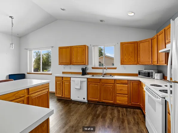9503 W Walnut St, Yakima, WA 98908