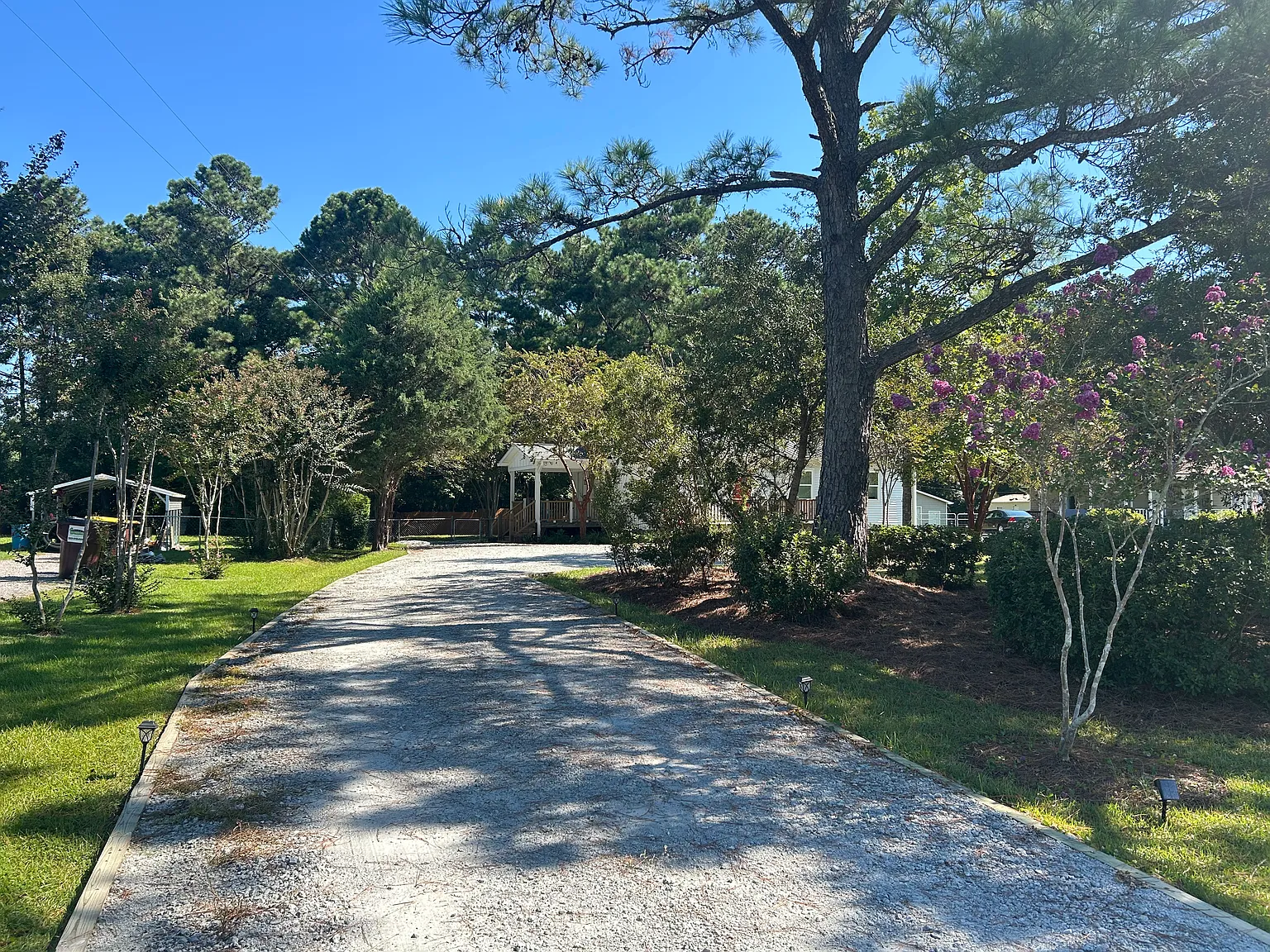 3 bed, 1039 sqft, $2,700 — Photo 4
