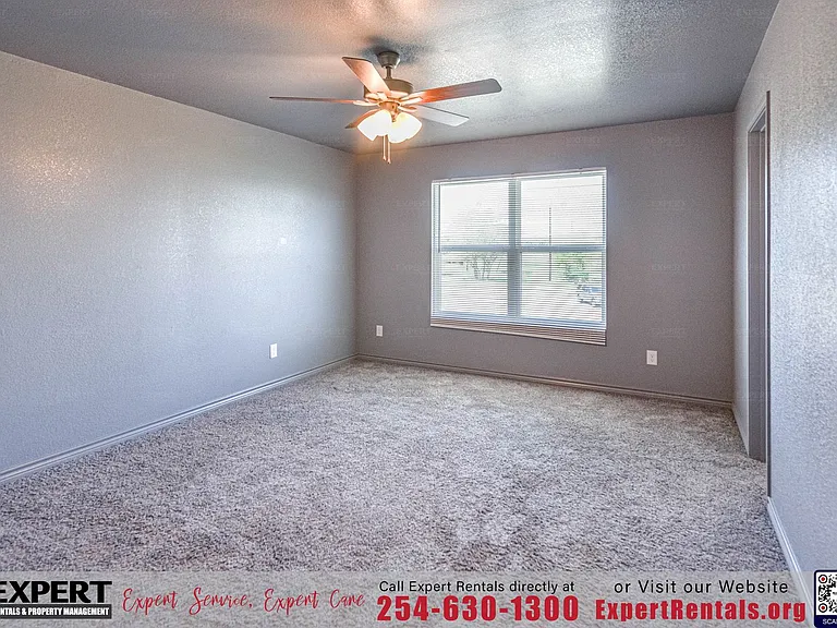2816 Leroy Cir #B — Photo 14