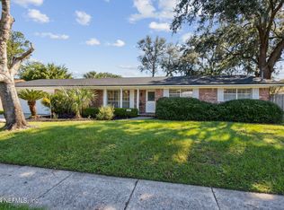 8605 Lincolnshire Rd W, Jacksonville, FL 32217
