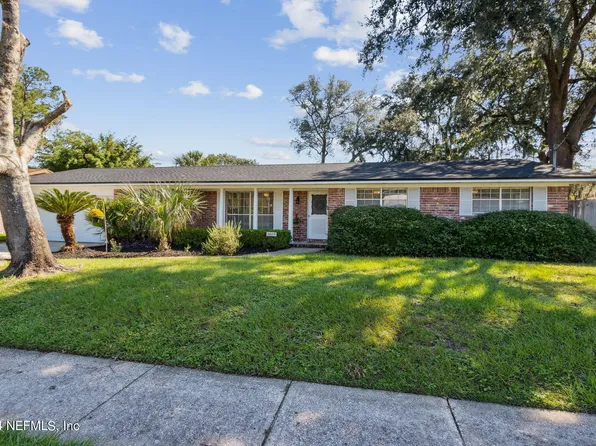 8605 LINCOLNSHIRE Road W, Jacksonville, FL 32217