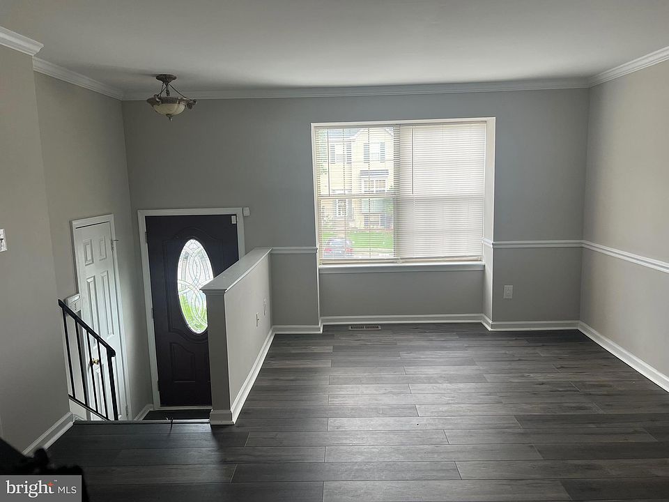 1st image of 3153 Antrim Cir
