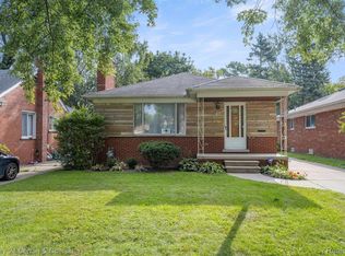 8300 Virgil St, Dearborn Heights, MI 48127