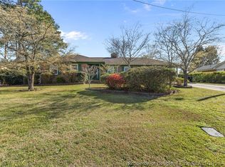 604 Dandridge Dr, Fayetteville, NC 28303