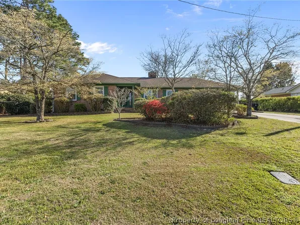 604 Dandridge Dr, Fayetteville, NC 28303