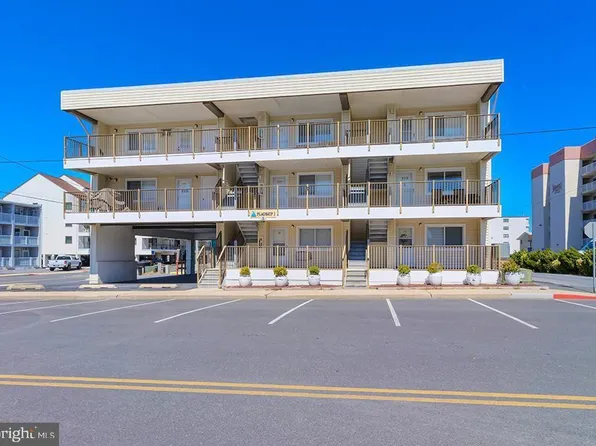 6 122nd St APT 302, Ocean City, MD 21842