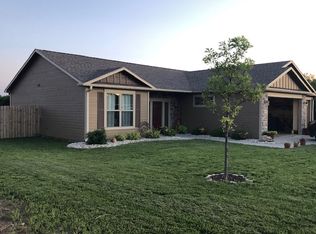 103 Bob White Cir, Riley, KS 66531