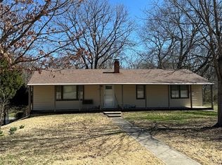 10303 Richmond Ave, Kansas City, MO 64134