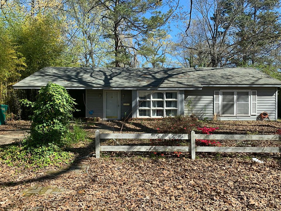 1st image of 903 W 34th Ave