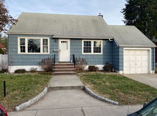 93 Greenleaf Ave, Staten island, NY 10310