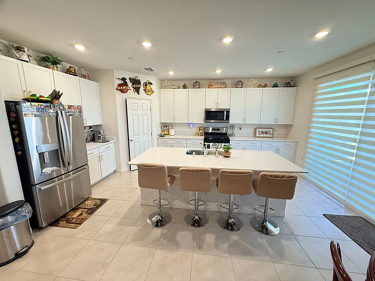 10854 Gentle Crest Ave — Photo 10