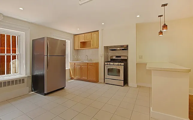 Rented by Compass | media 2