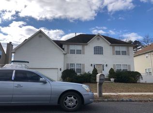 5 Princeton Pl, Mays Landing, NJ 08330