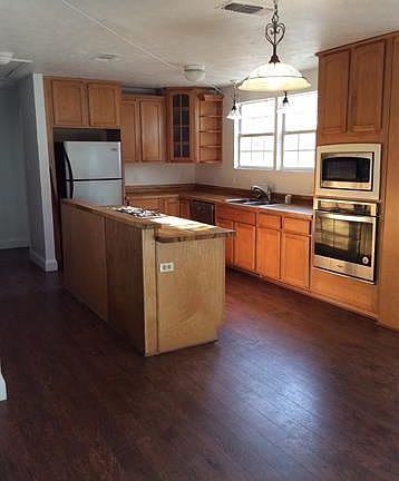 5th image of 1119 Falcon Dr