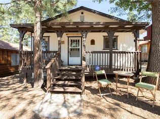 245 Sunset Ln, Sugarloaf, CA 92386