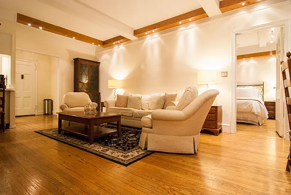 Rented by WAM Partners - William Moses Co. | media 35