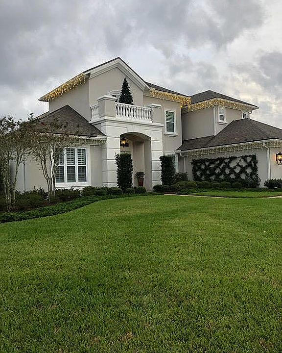 1st image of 668 Old Bluff Dr