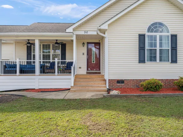 96 Sugarhill Dr, Zebulon, NC 27597