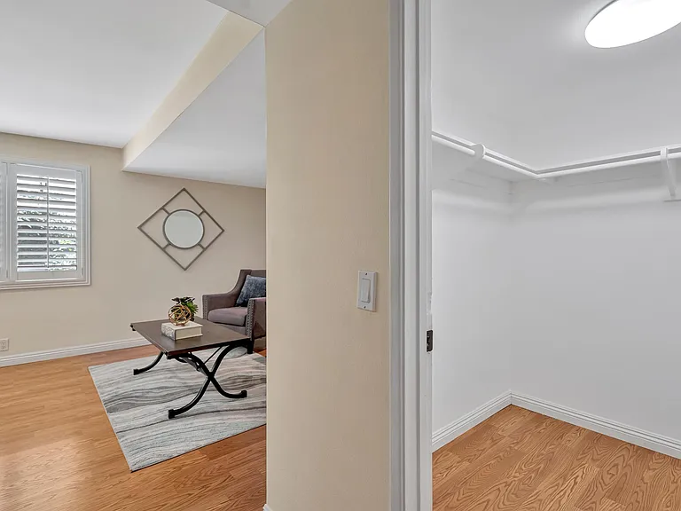 9131 Warfield Dr — Photo 46