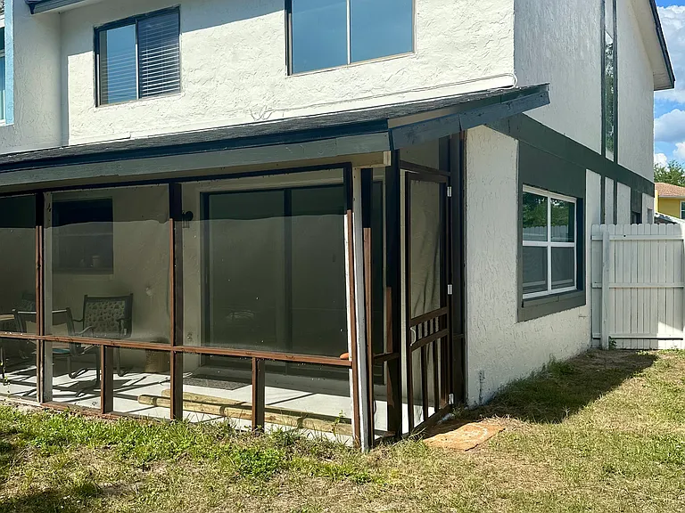 2034 Los Lomas Dr — Photo 20