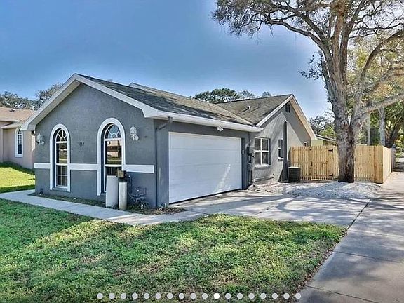 2nd image of 702 E Live Oak St