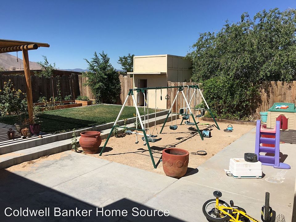 2nd image of 22909 Via Viento Rd