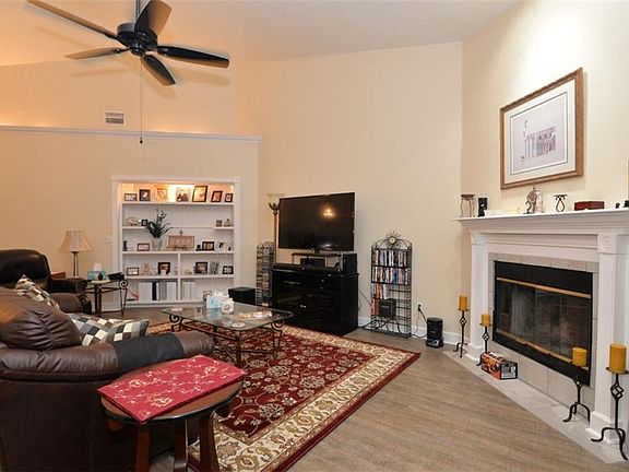 3rd image of 133 Durham Pl