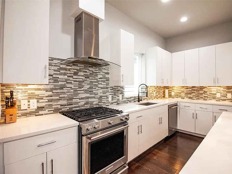 413 Gregg St — Photo 12