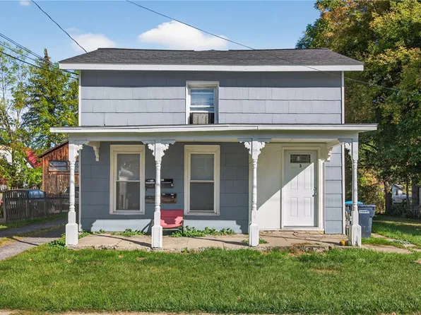 12 Hollister St, Dundee, NY 14837