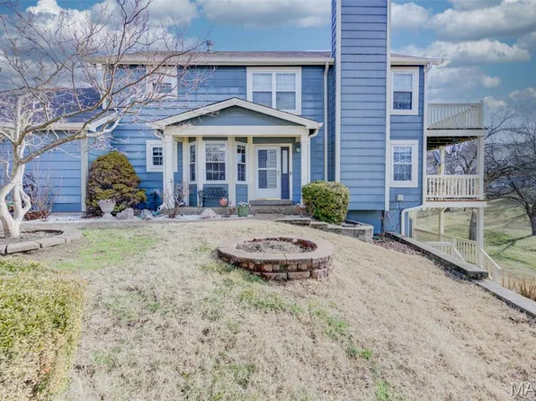 11941 Autumn Trace Ct, Maryland Heights, MO 63043