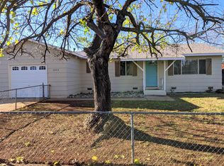3944 Alta Mesa Dr, Redding, CA 96002