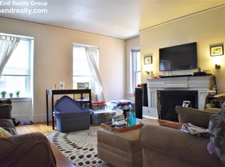 8 Fairfield St #201, Boston, MA 02116