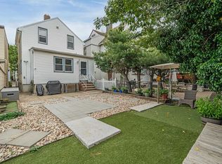 59 W 6th St, Bayonne, NJ 07002