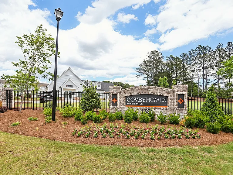 49-web-or-mls-Paper Mill Rd-0605-901