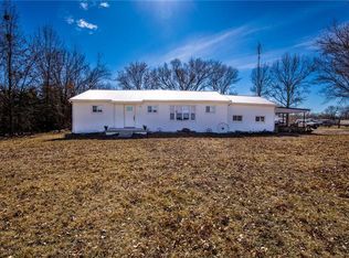 19317 State Highway 152, Lacygne, KS 66040