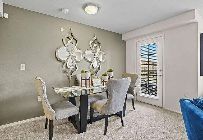 Watercress Apartments — Photo 10