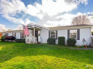 221 Quiet Acres Dr, Onalaska, WA 98570