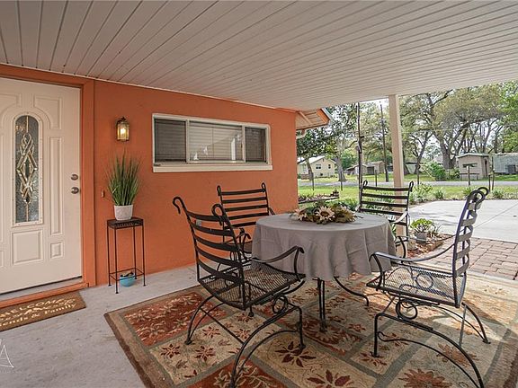 5th image of 1831 Carroll Dr
