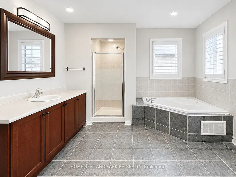 499 Pleasant Ridge Ave — Photo 15