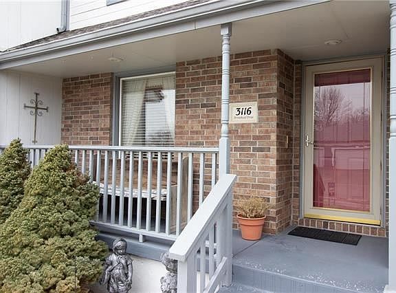 2nd image of 3116 S Arrowhead Dr