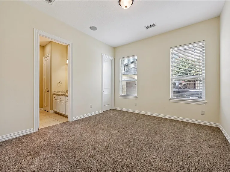 14450 Kingston Cove Ln — Photo 23