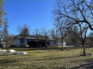 738 Dirt Rd, Hayfork, CA 96041