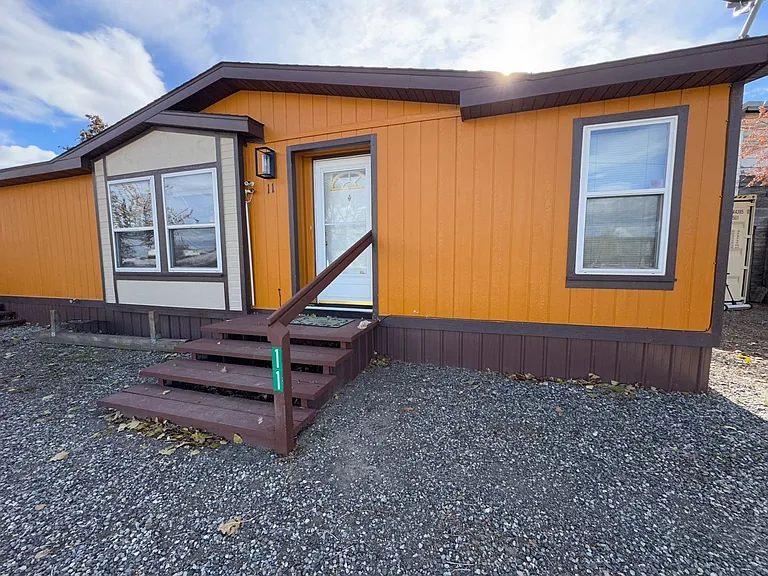 5 S Division St #11 — Photo 1