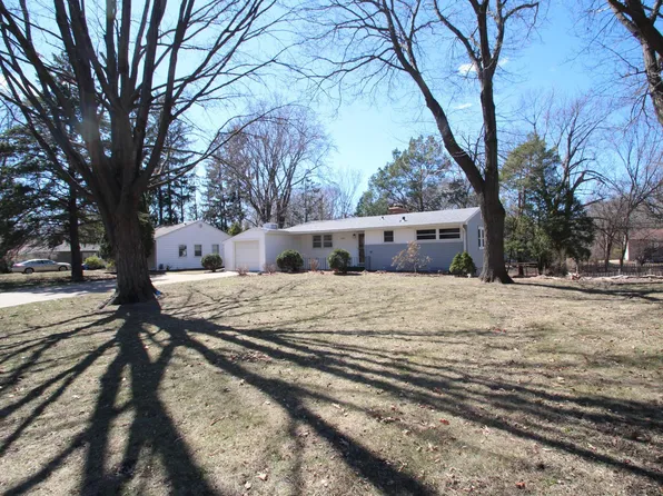 3323 Major Ave N, Golden Valley, MN 55422