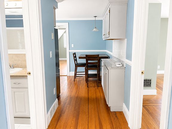 4th image of 661 Prospect Ave #2