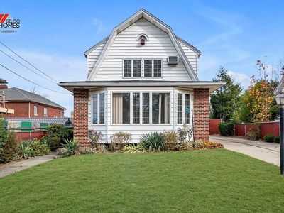 6-09 150th St, Whitestone, NY, 11357