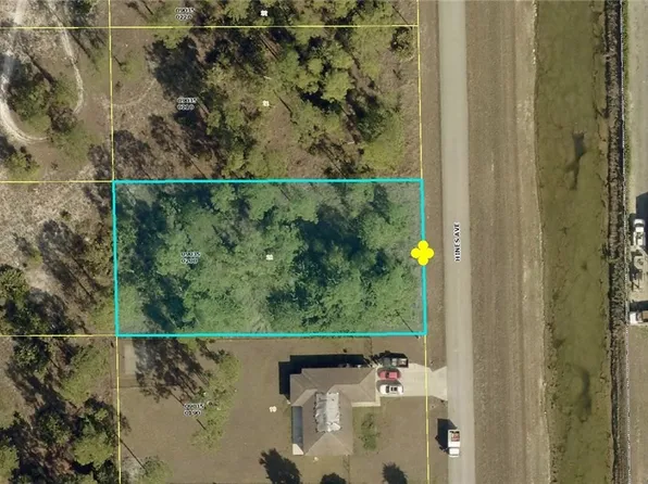 615 Hines Ave, Lehigh Acres, FL 33972