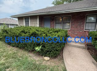 1507 NE White Dr APT B, Lees Summit, MO 64086