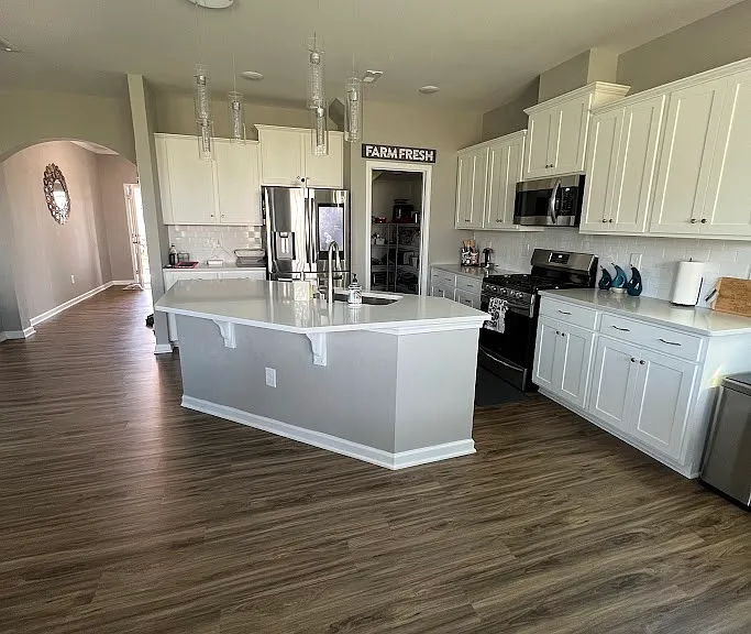 1660 Corwin Bend Rd — Photo 4