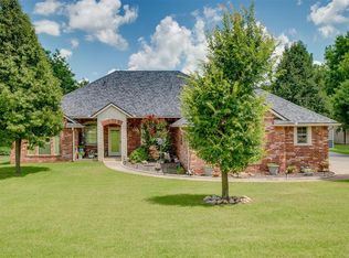 881 Oakley Dr, Blanchard, OK 73010